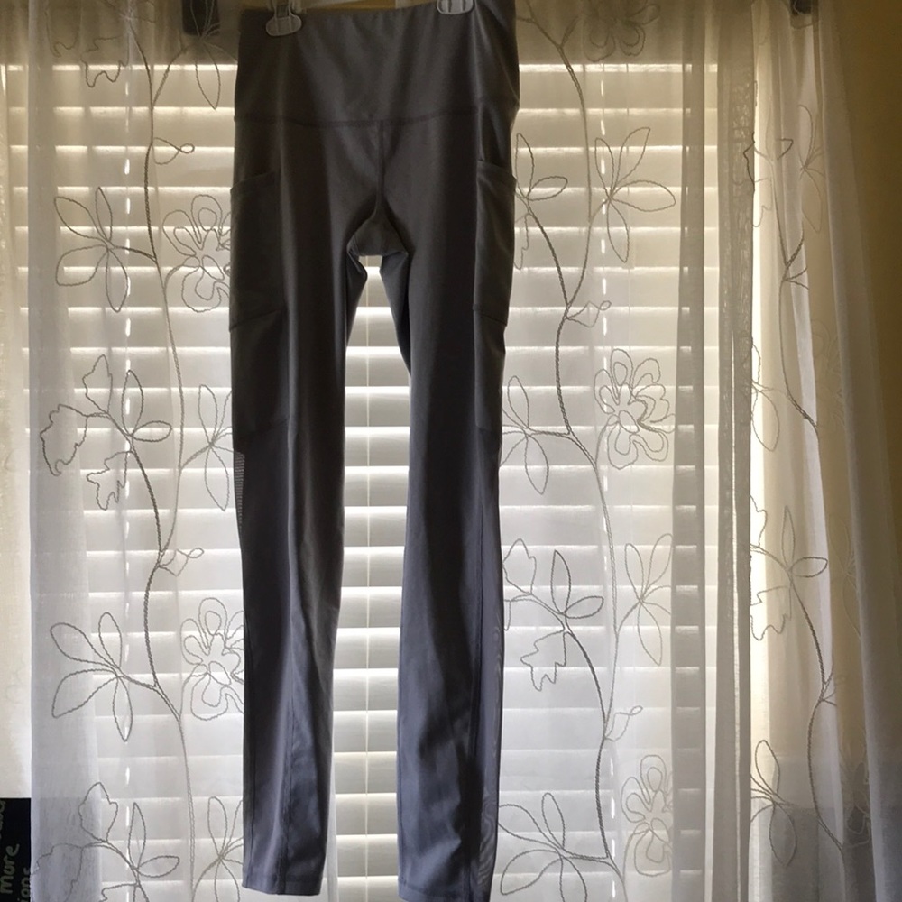 Light grey Reebok leggings